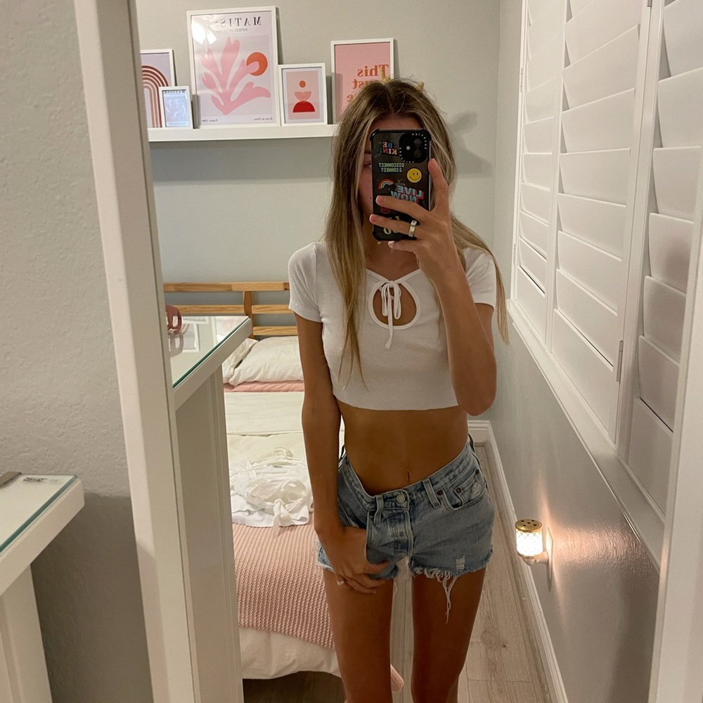 hollister top